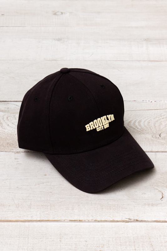 Кепка жіноча